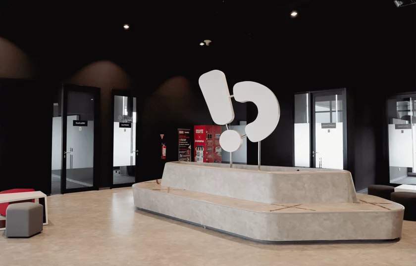 Bukalapak Tanpa Marketplace (Produk Fisik): Mampukah Bertahan di Tengah Ketergantungan Finansial?