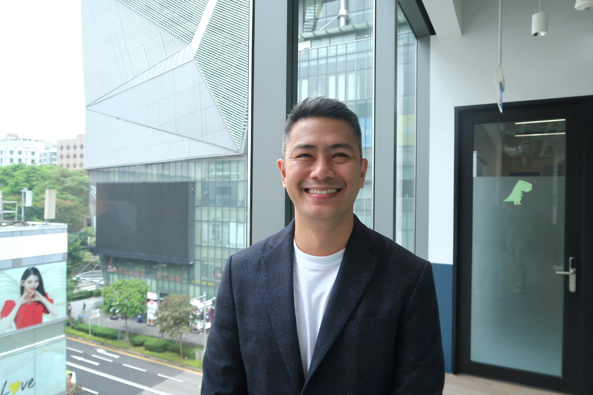 Transformasi Digital Perbankan di Indonesia: Tren dan Tantangan