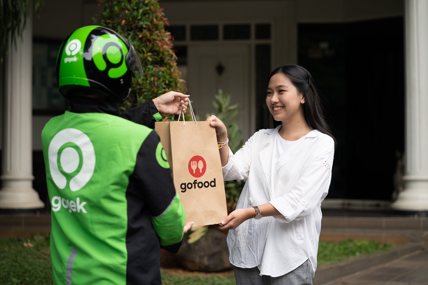 Survei Jakpat: Diskon Masih Jadi Daya Tarik Utama Platform Food Delivery, GoFood Lebih Banyak Dipilih